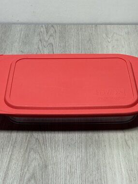Pyrex 2 Qt. 7"x11" Clear Glass Casserole Baking Dish With Red Lid Made In USA
